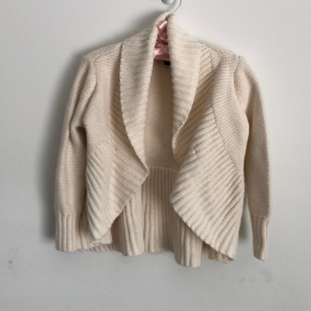 Old Navy Ivory Sweater size 2T